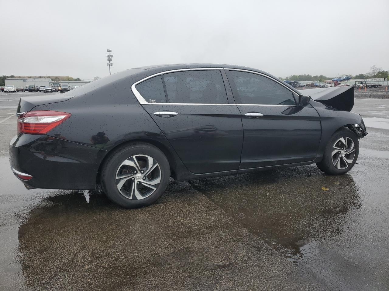 Photo 2 VIN: 1HGCR2F38GA065930 - HONDA ACCORD 