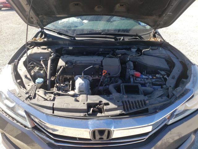 Photo 6 VIN: 1HGCR2F38GA068956 - HONDA ACCORD LX 