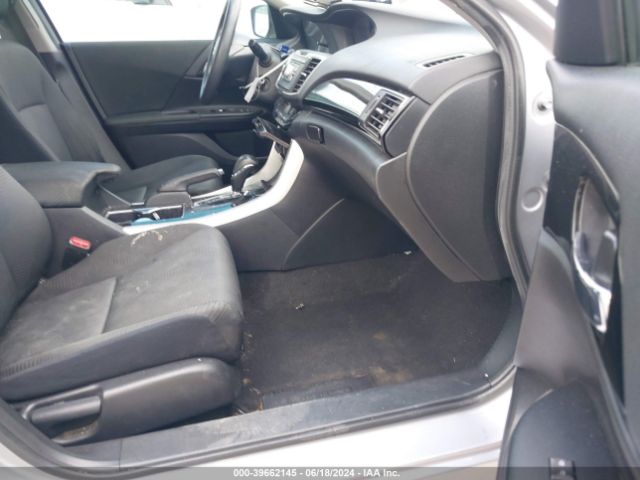 Photo 4 VIN: 1HGCR2F38GA114270 - HONDA ACCORD 