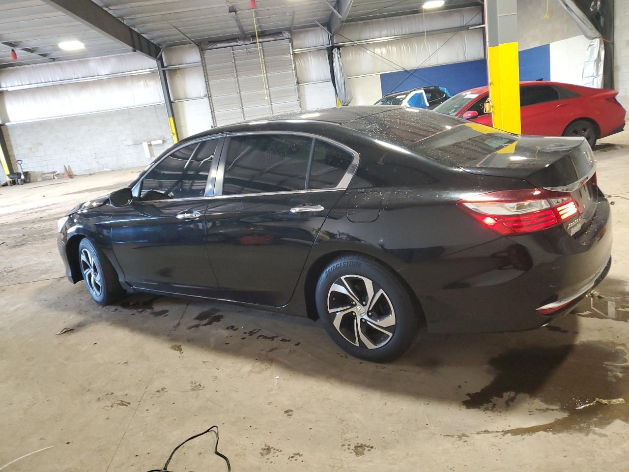 Photo 1 VIN: 1HGCR2F38GA129237 - HONDA ACCORD 