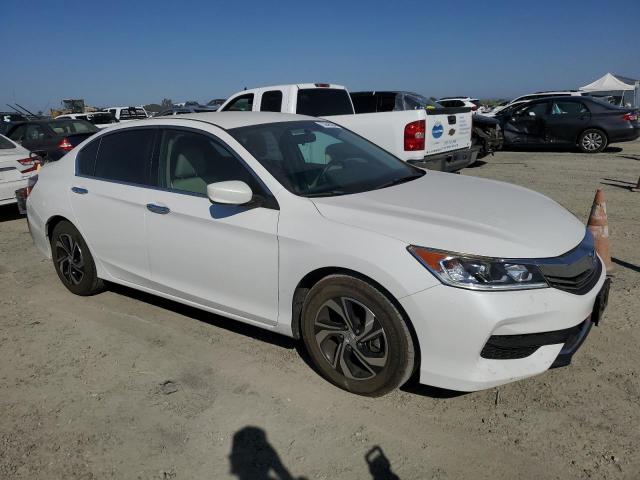 Photo 3 VIN: 1HGCR2F38GA185310 - HONDA ACCORD LX 