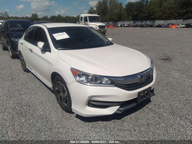 Photo 5 VIN: 1HGCR2F38HA032332 - HONDA ACCORD SEDAN 