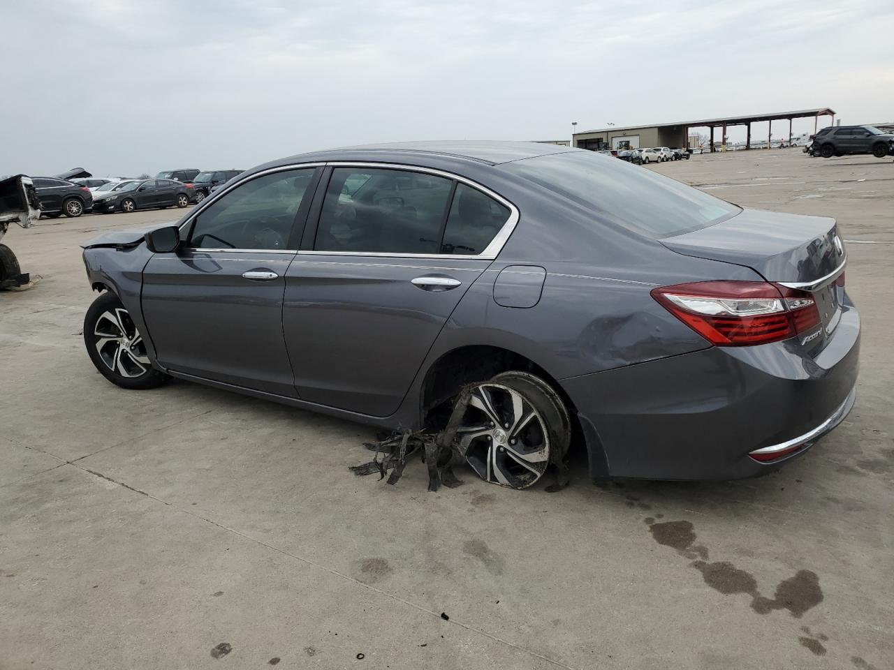 Photo 1 VIN: 1HGCR2F38HA038230 - HONDA ACCORD 