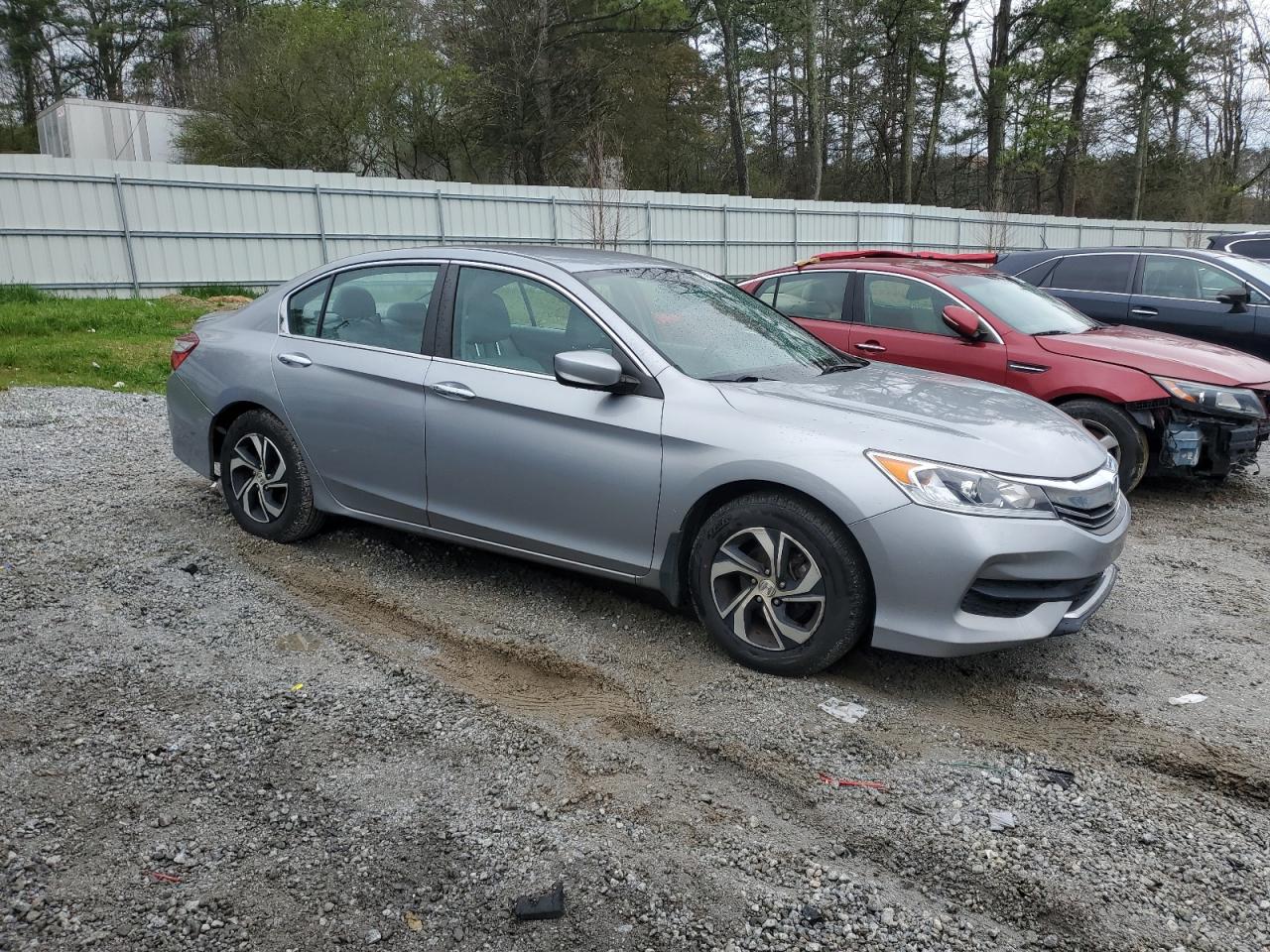 Photo 3 VIN: 1HGCR2F38HA119602 - HONDA ACCORD 