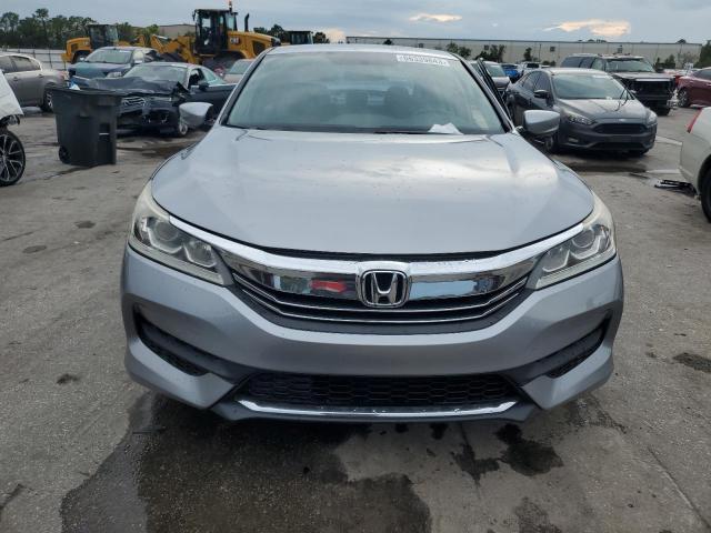 Photo 4 VIN: 1HGCR2F38HA129790 - HONDA ACCORD LX 