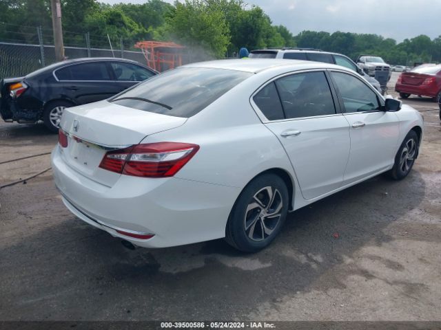 Photo 3 VIN: 1HGCR2F38HA130311 - HONDA ACCORD 