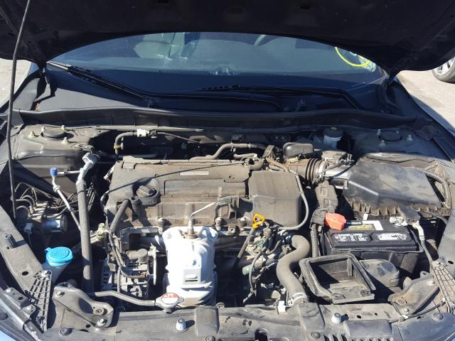 Photo 6 VIN: 1HGCR2F38HA135007 - HONDA ACCORD LX 