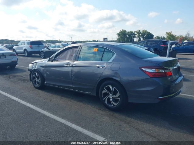 Photo 2 VIN: 1HGCR2F38HA135749 - HONDA ACCORD 