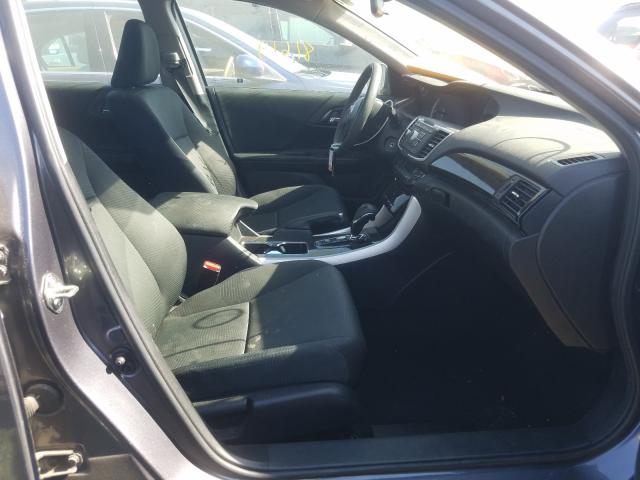 Photo 4 VIN: 1HGCR2F38HA184126 - HONDA ACCORD LX 