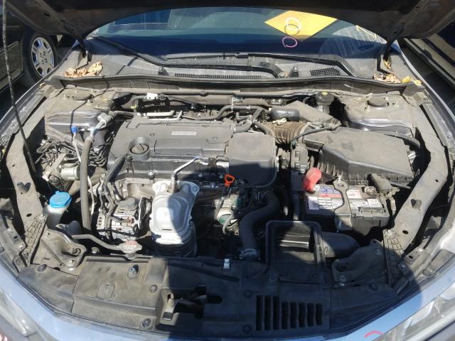 Photo 6 VIN: 1HGCR2F38HA184126 - HONDA ACCORD LX 