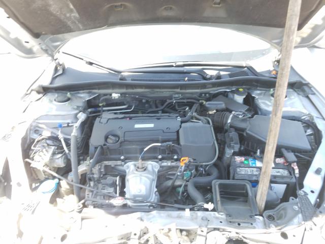 Photo 6 VIN: 1HGCR2F38HA204536 - HONDA ACCORD 