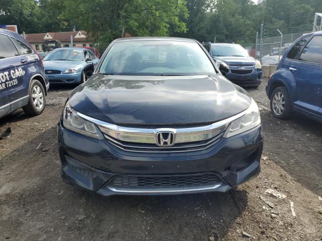 Photo 4 VIN: 1HGCR2F38HA266941 - HONDA ACCORD LX 