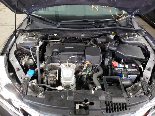 Photo 6 VIN: 1HGCR2F38HA267555 - HONDA ACCORD LX 