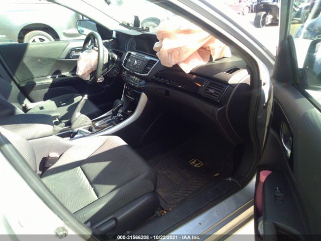 Photo 4 VIN: 1HGCR2F38HA270021 - HONDA ACCORD SEDAN 