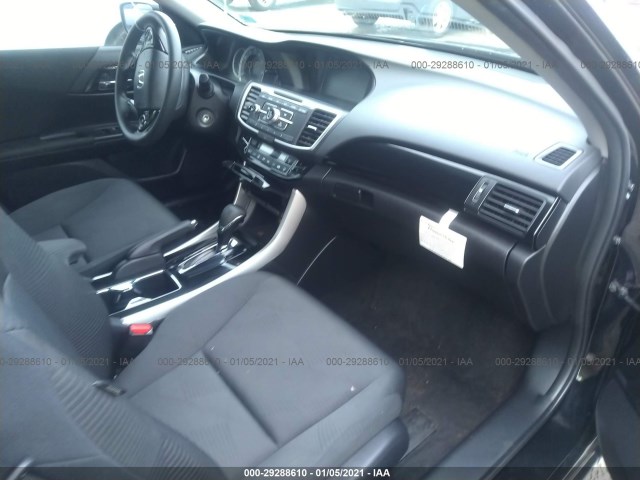 Photo 4 VIN: 1HGCR2F38HA270827 - HONDA ACCORD SEDAN 