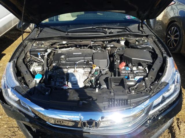 Photo 6 VIN: 1HGCR2F38HA280242 - HONDA ACCORD LX 