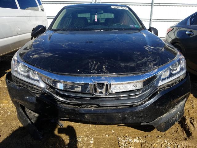 Photo 9 VIN: 1HGCR2F38HA280242 - HONDA ACCORD LX 