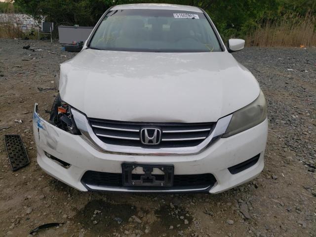 Photo 4 VIN: 1HGCR2F39DA027909 - HONDA ACCORD LX 