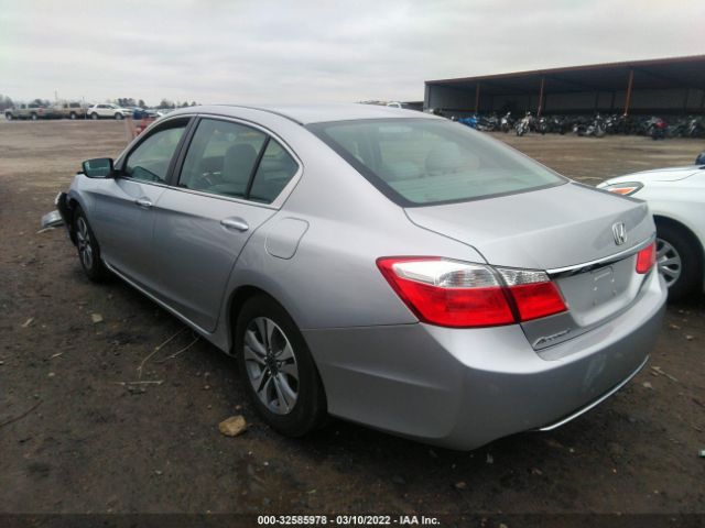 Photo 2 VIN: 1HGCR2F39DA077256 - HONDA ACCORD SDN 