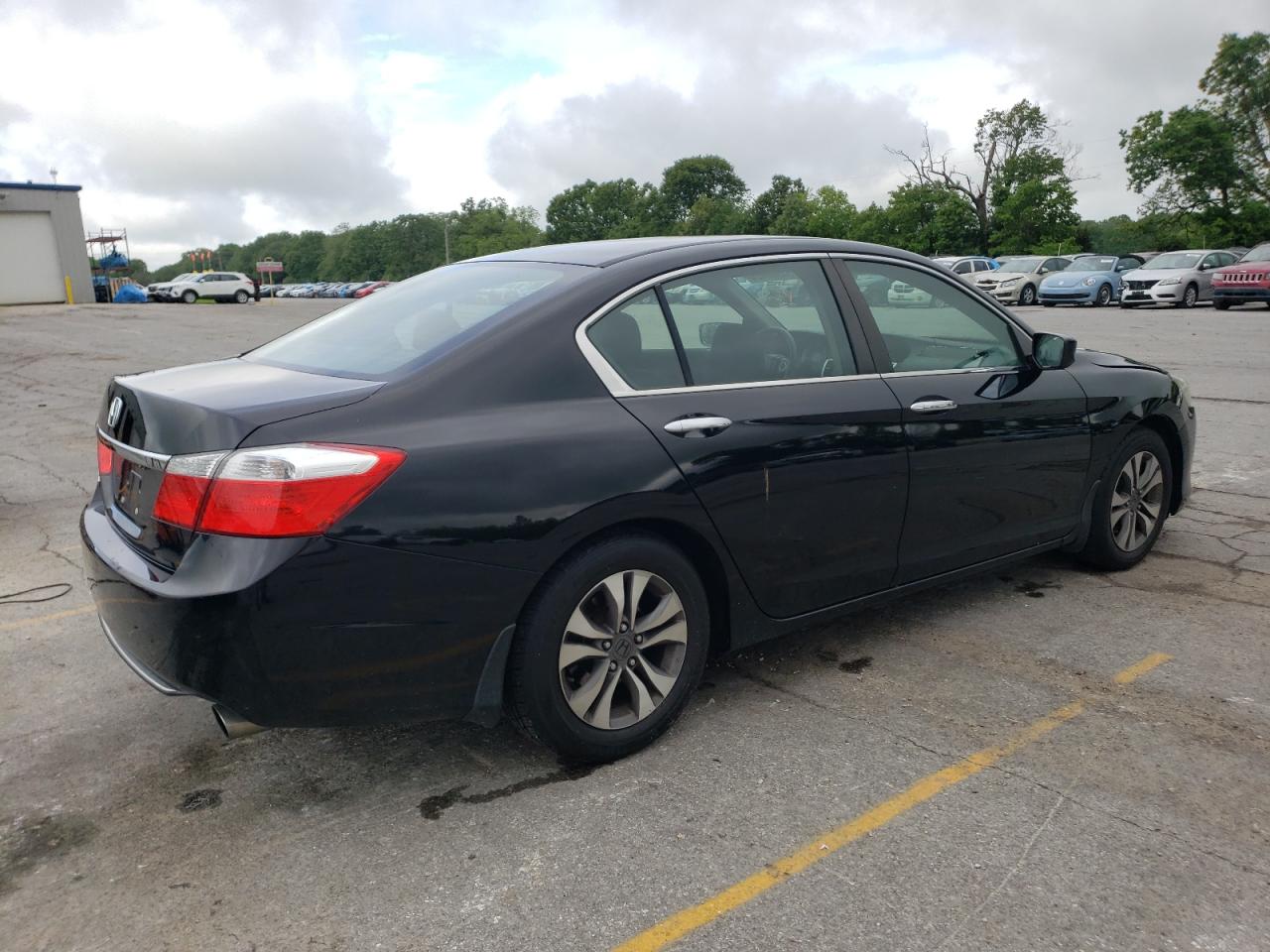 Photo 2 VIN: 1HGCR2F39DA108408 - HONDA ACCORD 