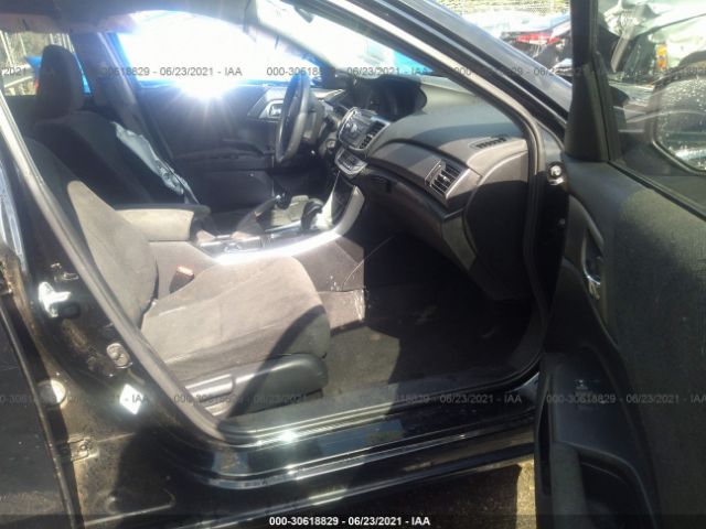 Photo 4 VIN: 1HGCR2F39DA146219 - HONDA ACCORD SDN 