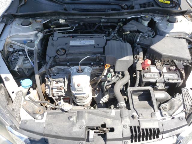 Photo 6 VIN: 1HGCR2F39DA202594 - HONDA ACCORD LX 