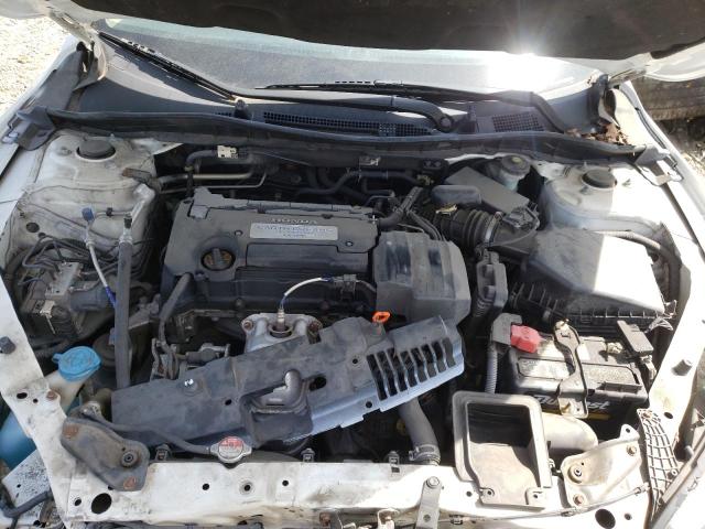 Photo 6 VIN: 1HGCR2F39DA209142 - HONDA ACCORD SDN 