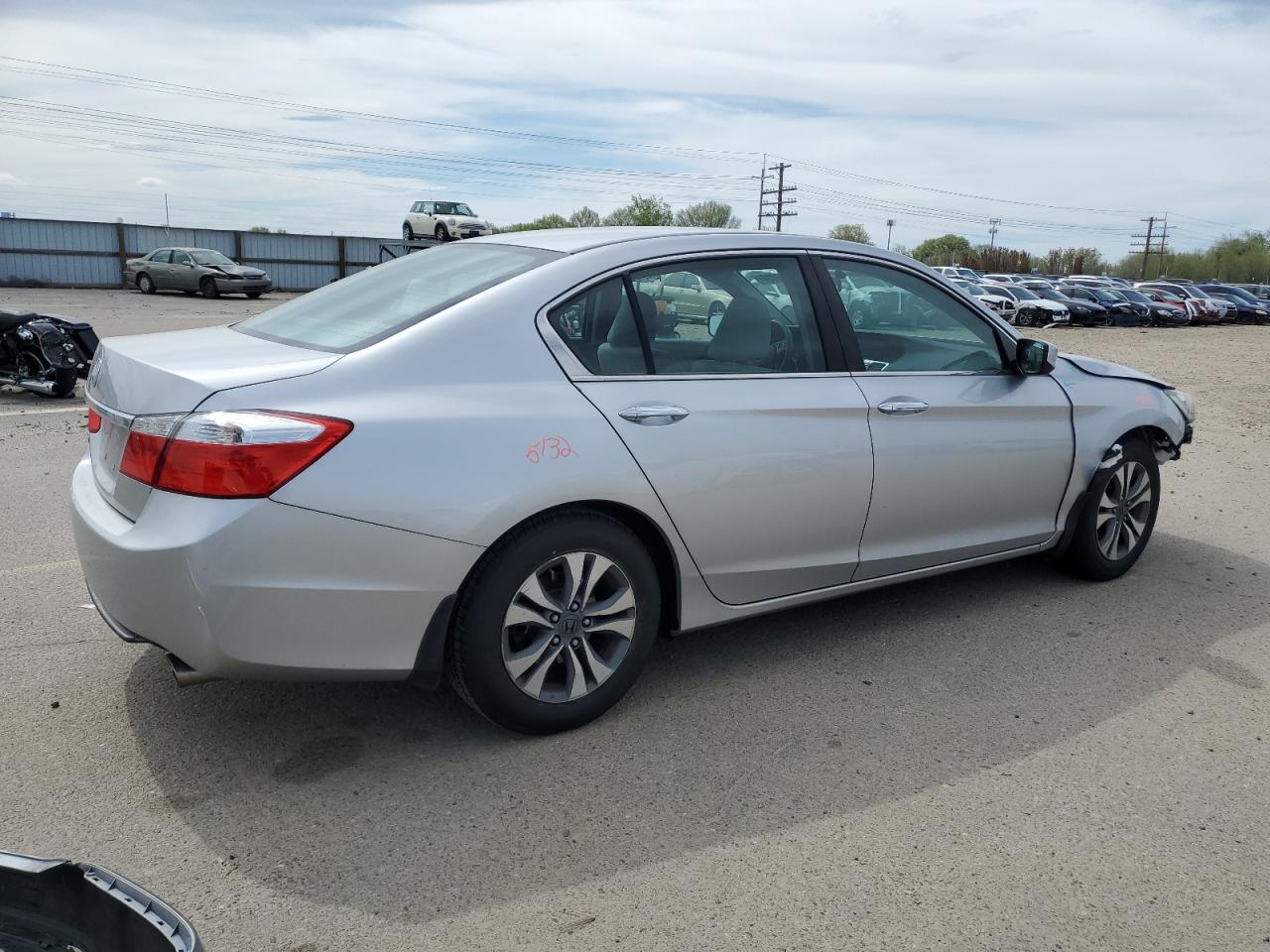 Photo 2 VIN: 1HGCR2F39DA209559 - HONDA ACCORD 