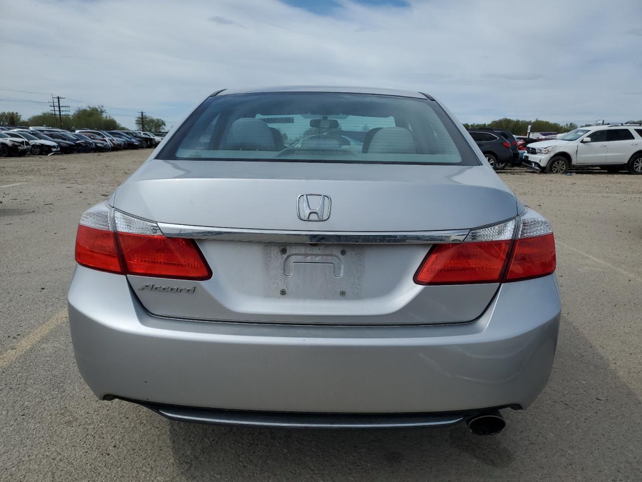 Photo 5 VIN: 1HGCR2F39DA209559 - HONDA ACCORD 