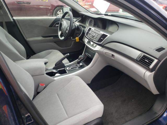 Photo 4 VIN: 1HGCR2F39DA235904 - HONDA ACCORD LX 