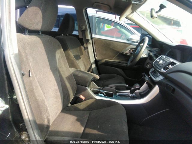 Photo 4 VIN: 1HGCR2F39DA262181 - HONDA ACCORD SDN 