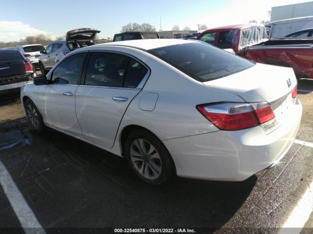 Photo 2 VIN: 1HGCR2F39EA055677 - HONDA ACCORD SEDAN 