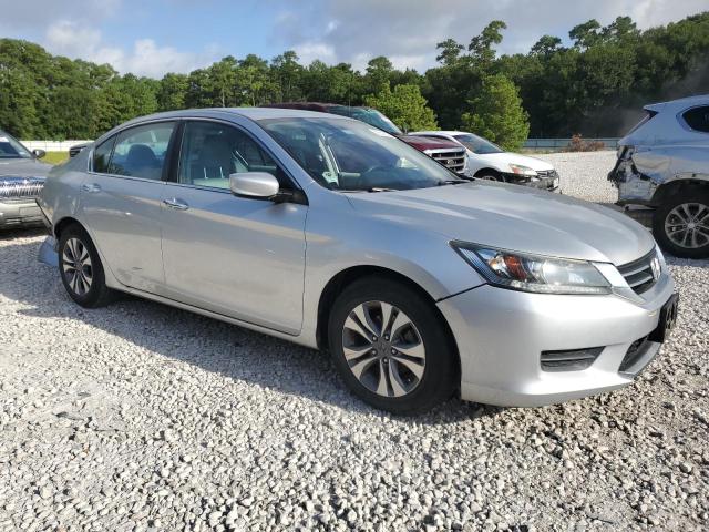 Photo 3 VIN: 1HGCR2F39EA167511 - HONDA ACCORD LX 