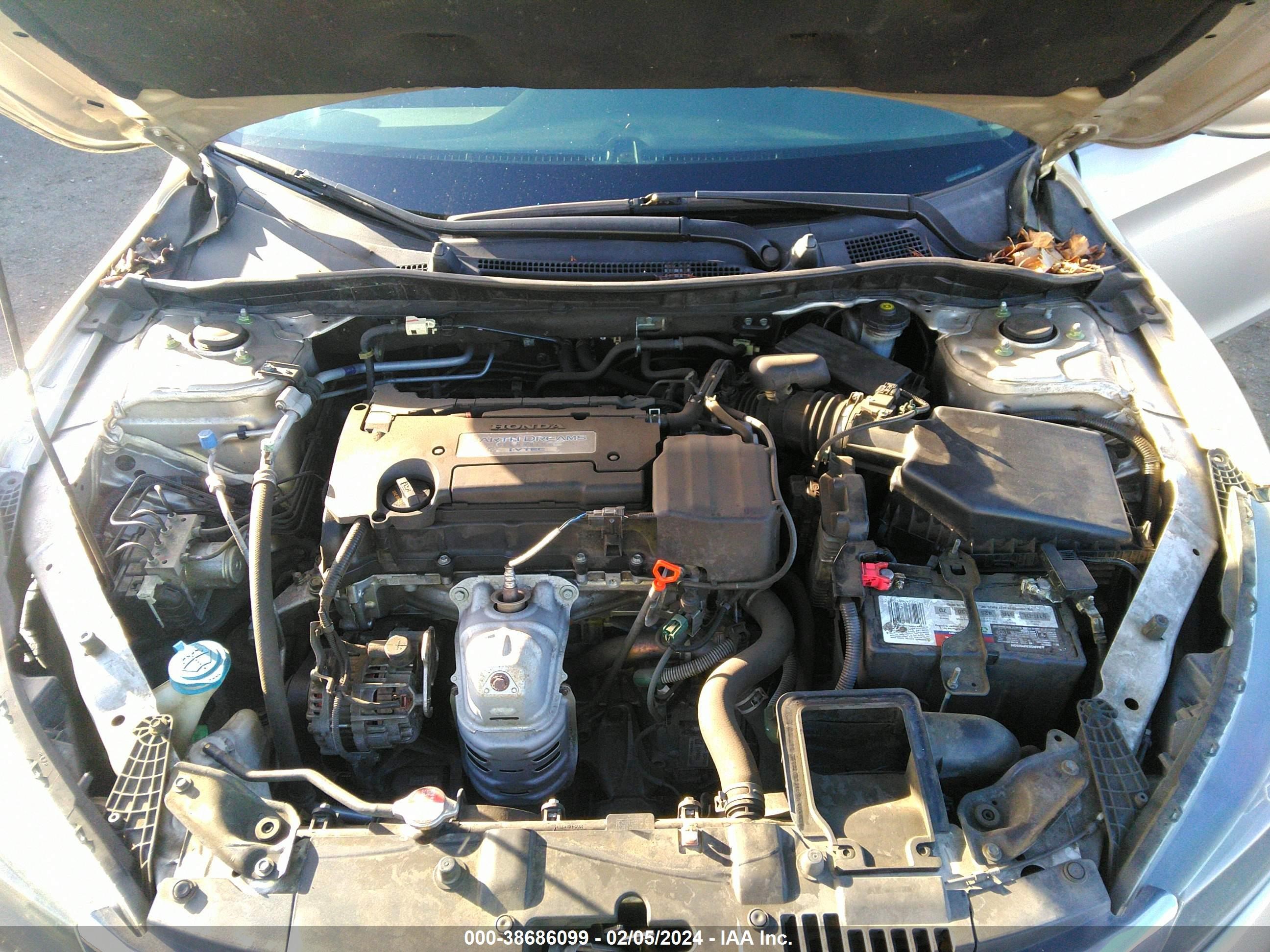 Photo 9 VIN: 1HGCR2F39EA267334 - HONDA ACCORD 