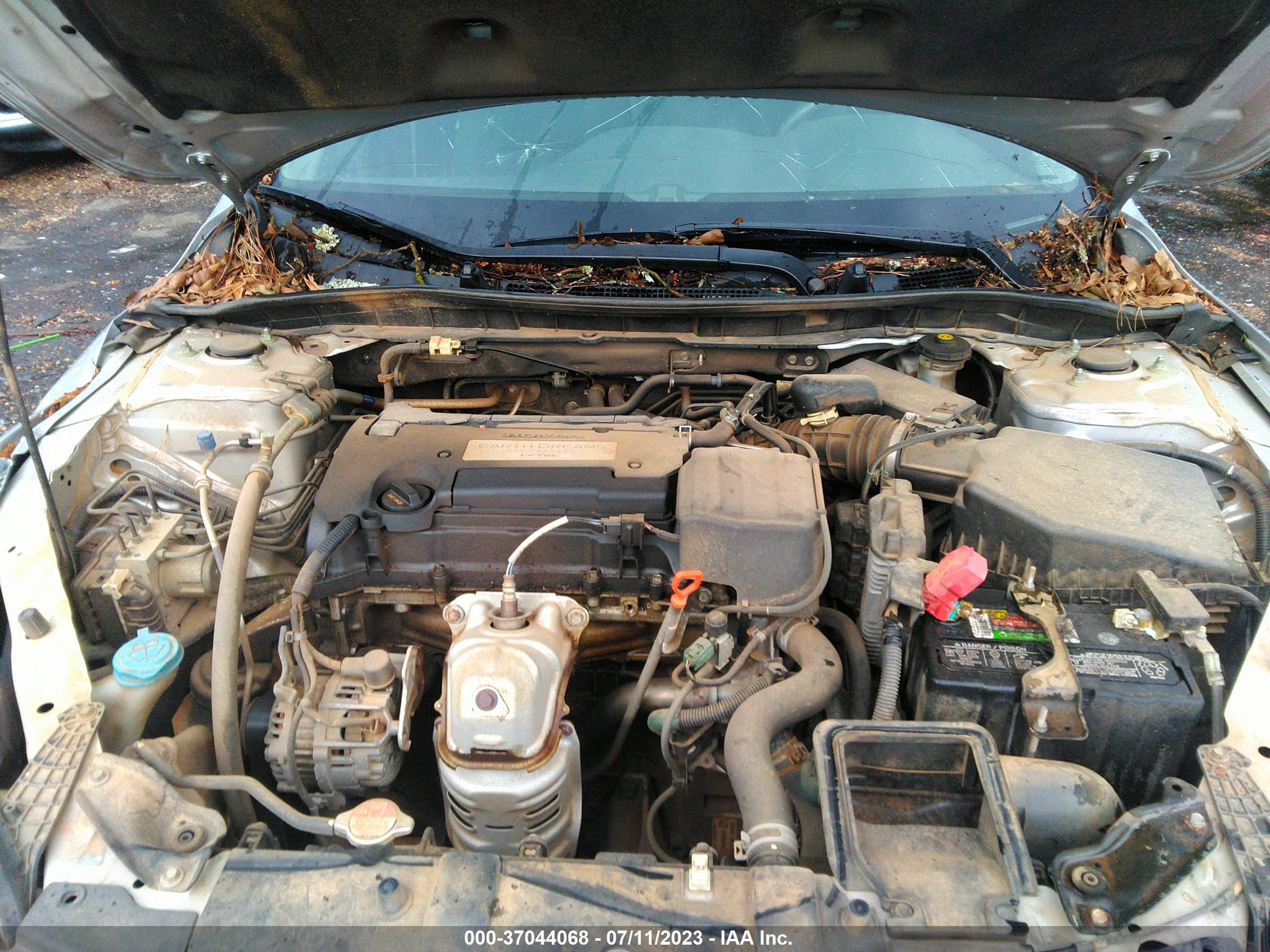 Photo 9 VIN: 1HGCR2F39FA019912 - HONDA ACCORD 