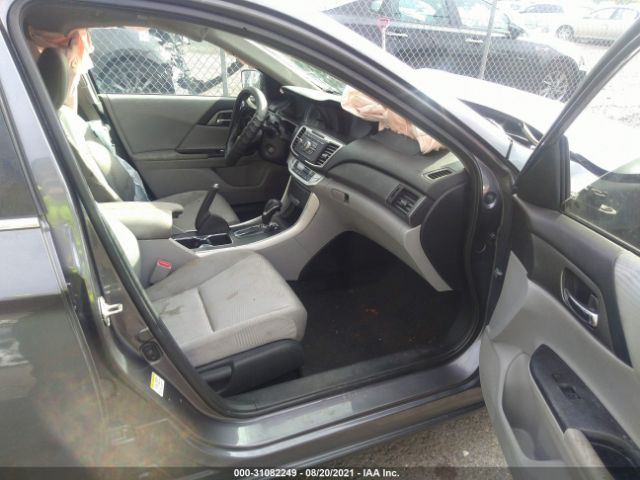 Photo 4 VIN: 1HGCR2F39FA024799 - HONDA ACCORD SEDAN 