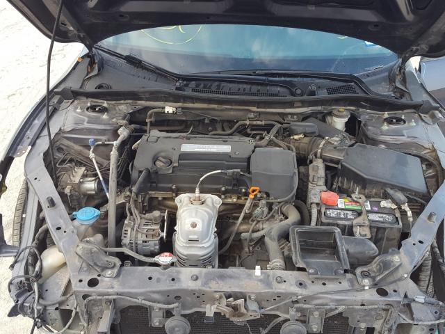 Photo 6 VIN: 1HGCR2F39FA079009 - HONDA ACCORD LX 