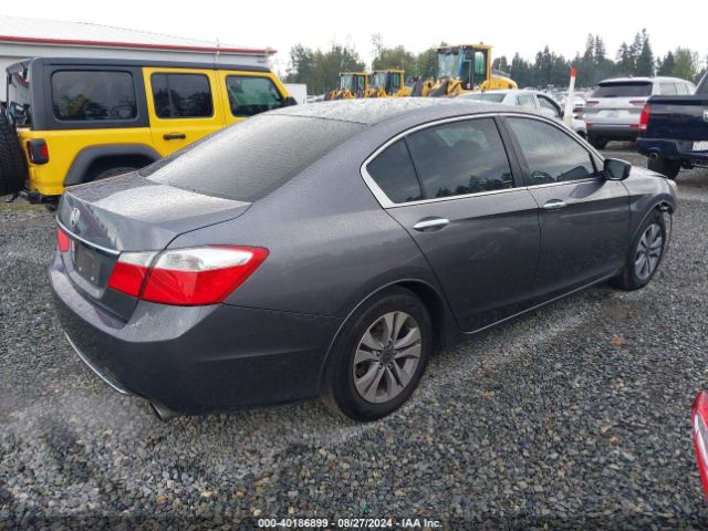 Photo 3 VIN: 1HGCR2F39FA126068 - HONDA ACCORD 