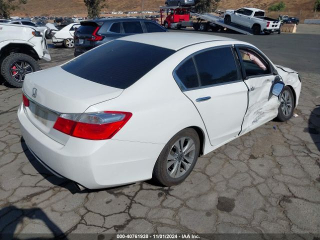 Photo 3 VIN: 1HGCR2F39FA126295 - HONDA ACCORD 