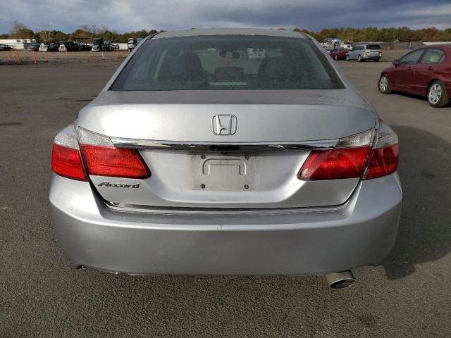 Photo 5 VIN: 1HGCR2F39FA138429 - HONDA ACCORD LX 