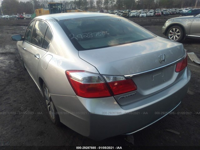 Photo 2 VIN: 1HGCR2F39FA173715 - HONDA ACCORD SEDAN 