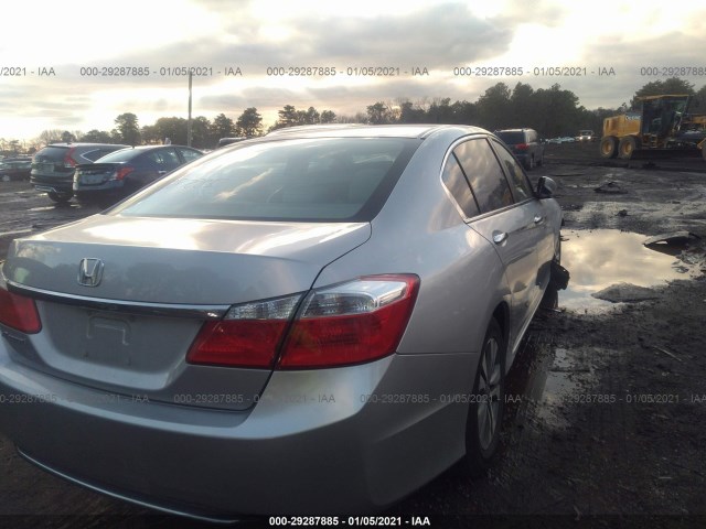 Photo 3 VIN: 1HGCR2F39FA173715 - HONDA ACCORD SEDAN 