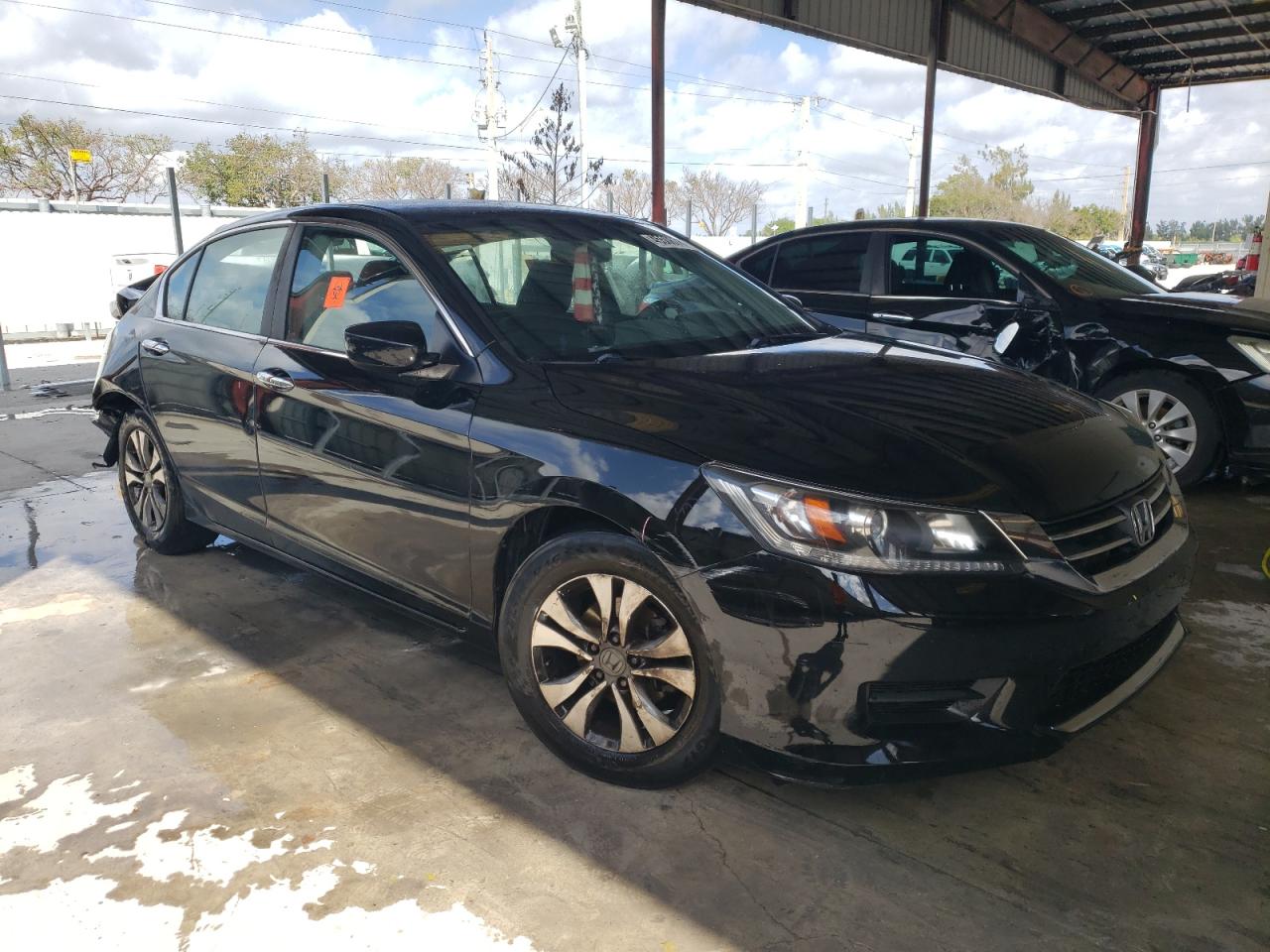 Photo 3 VIN: 1HGCR2F39FA180583 - HONDA ACCORD 