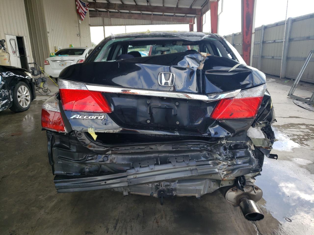 Photo 5 VIN: 1HGCR2F39FA180583 - HONDA ACCORD 