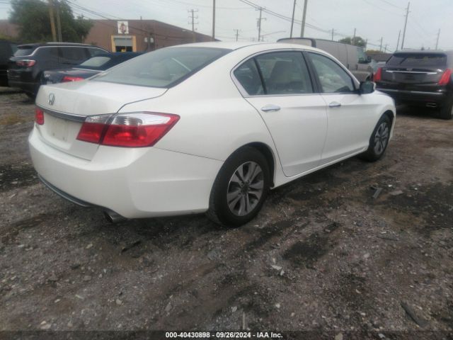 Photo 3 VIN: 1HGCR2F39FA233282 - HONDA ACCORD 