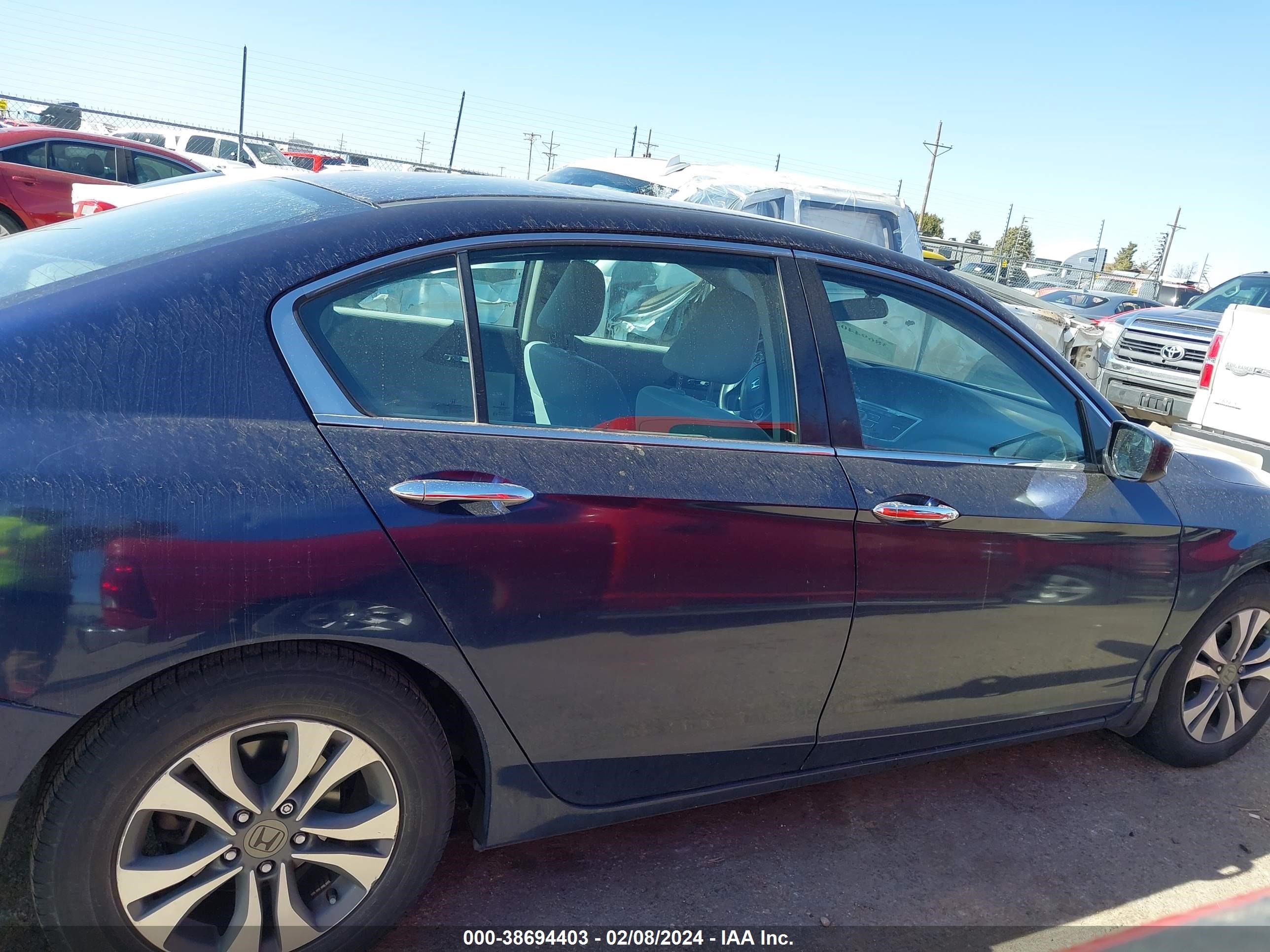 Photo 12 VIN: 1HGCR2F39FA246355 - HONDA ACCORD 