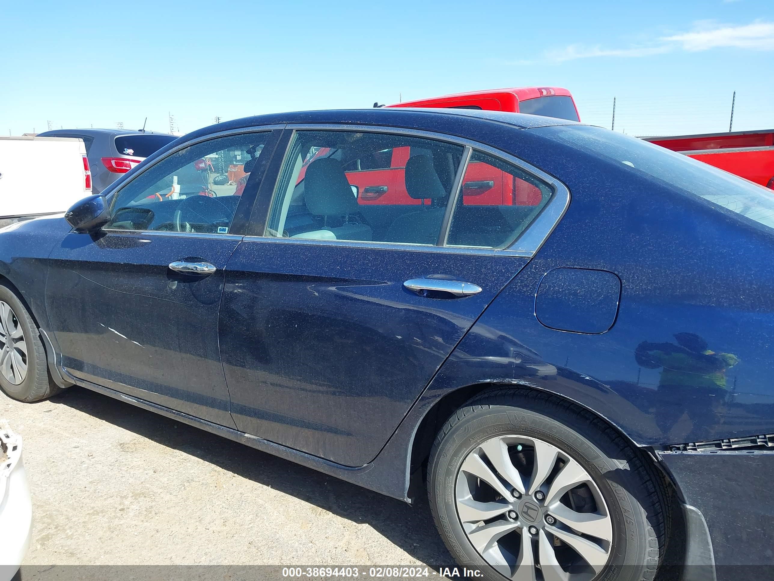 Photo 13 VIN: 1HGCR2F39FA246355 - HONDA ACCORD 