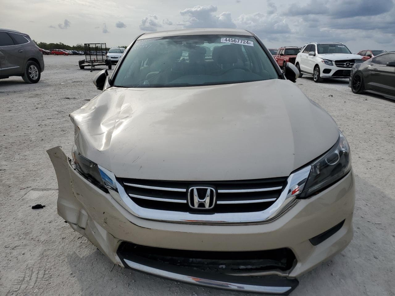 Photo 4 VIN: 1HGCR2F39FA268663 - HONDA ACCORD 