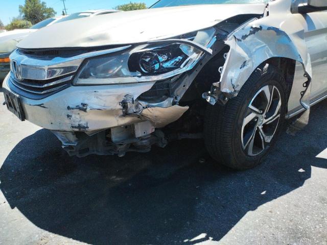 Photo 8 VIN: 1HGCR2F39GA013576 - HONDA ACCORD LX 