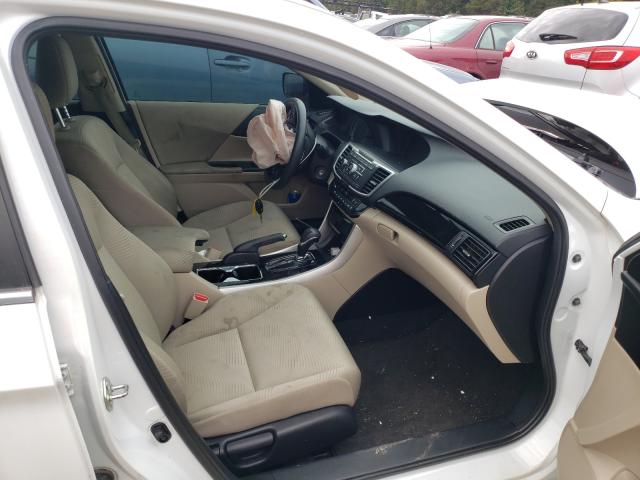 Photo 4 VIN: 1HGCR2F39GA023766 - HONDA ACCORD LX 